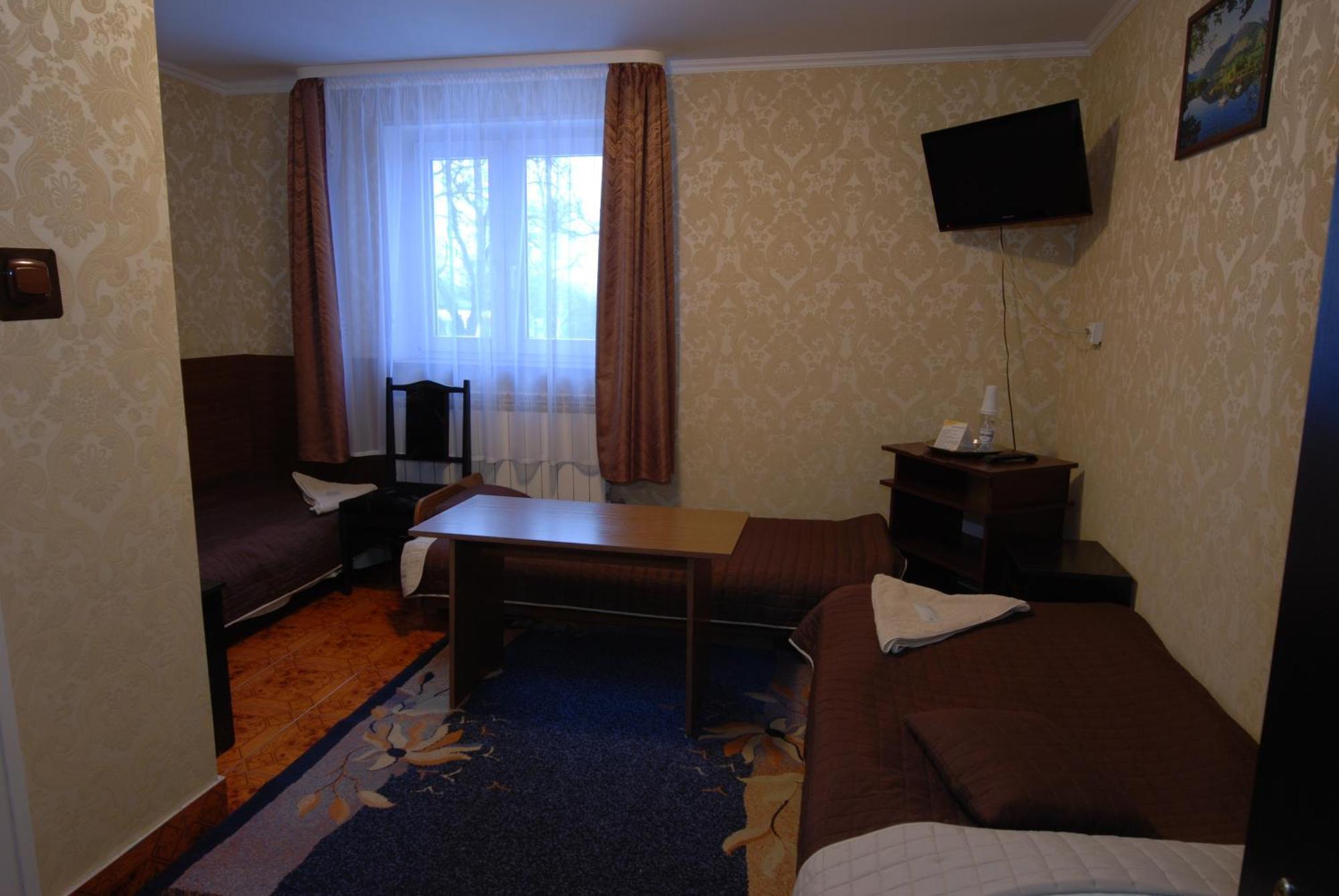 Hotel La-Musica Пясечно Экстерьер фото